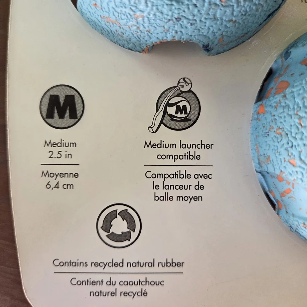 NWT Chuckit! Rebounce ball two-pack - M (2.5 inches)